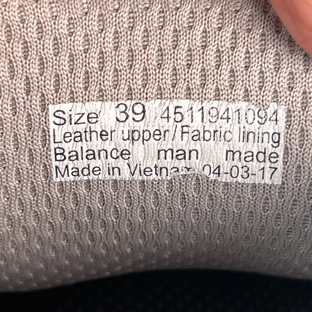 Dansko Sneakers Womens Harmony Size 8.5-9 Gray Suede Casual Shoes Comort Walking